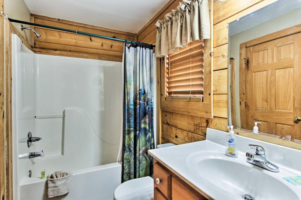 Gatlinburg Mountain Cabin With Grill And Pool Table! Exteriör bild