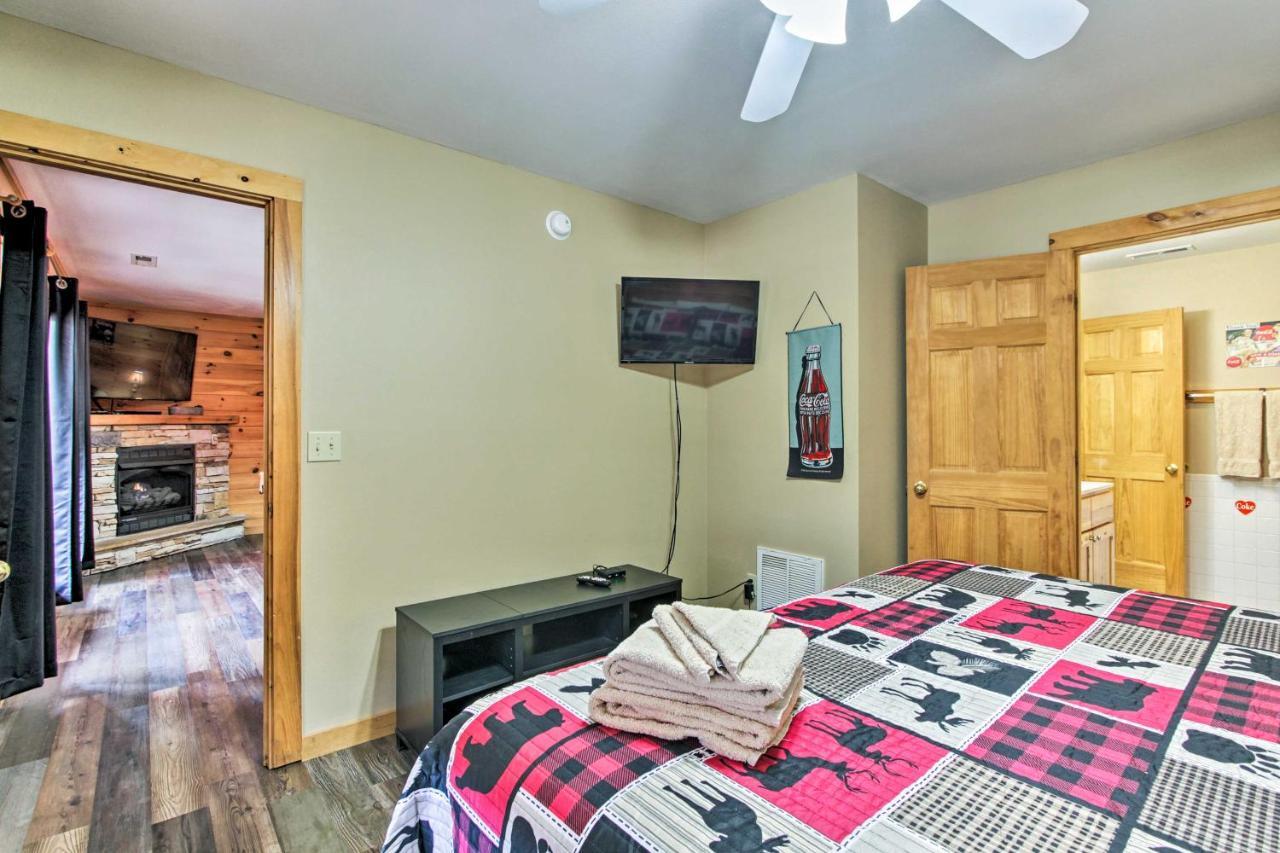 Gatlinburg Mountain Cabin With Grill And Pool Table! Exteriör bild